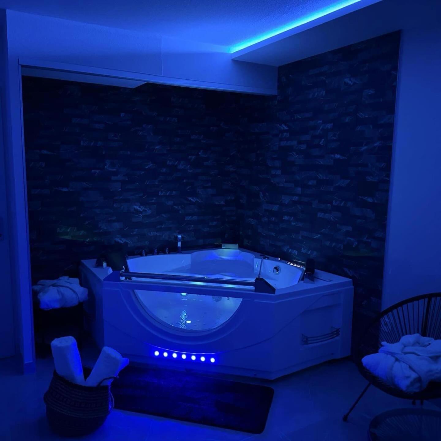 トゥールーズT3 5 Etoile Jacuzziアパートメント エクステリア 写真